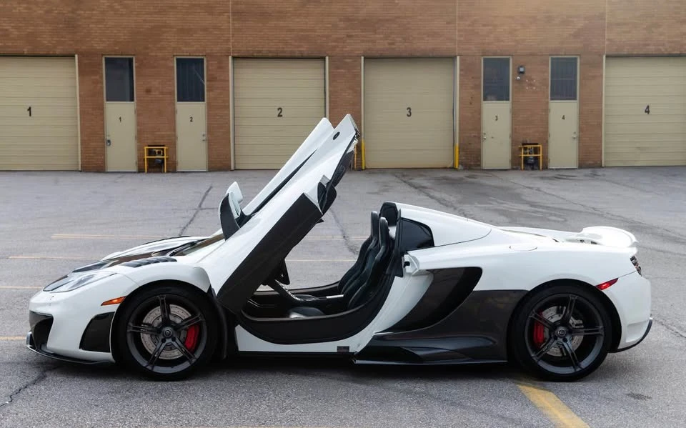 2014 McLaren MP4-12C - Image 10 of 12