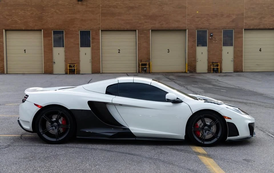 2014 McLaren MP4-12C - Image 7 of 12