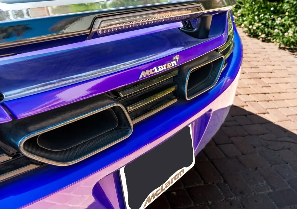 2014 McLaren MP4-12C - Image 11 of 19