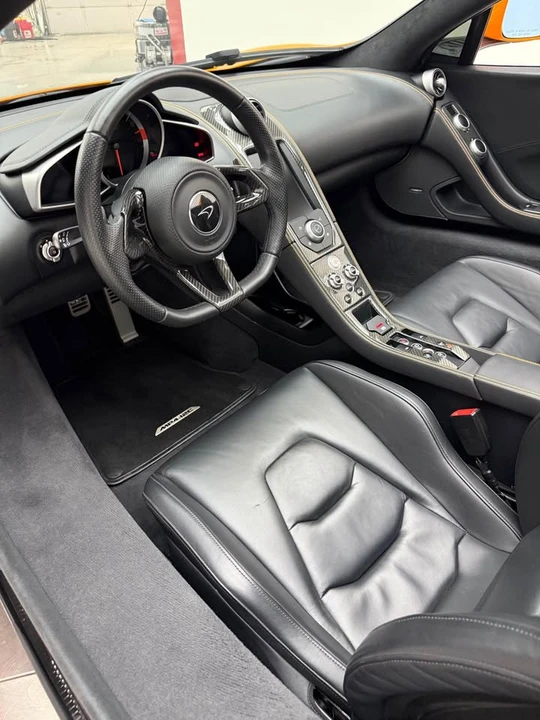 2014 McLaren MP4-12C Spider - Image 8 of 10
