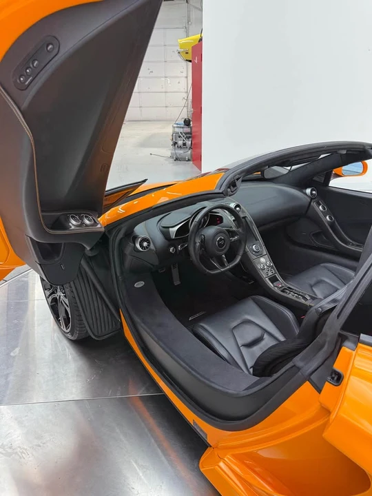 2014 McLaren MP4-12C Spider - Image 7 of 10