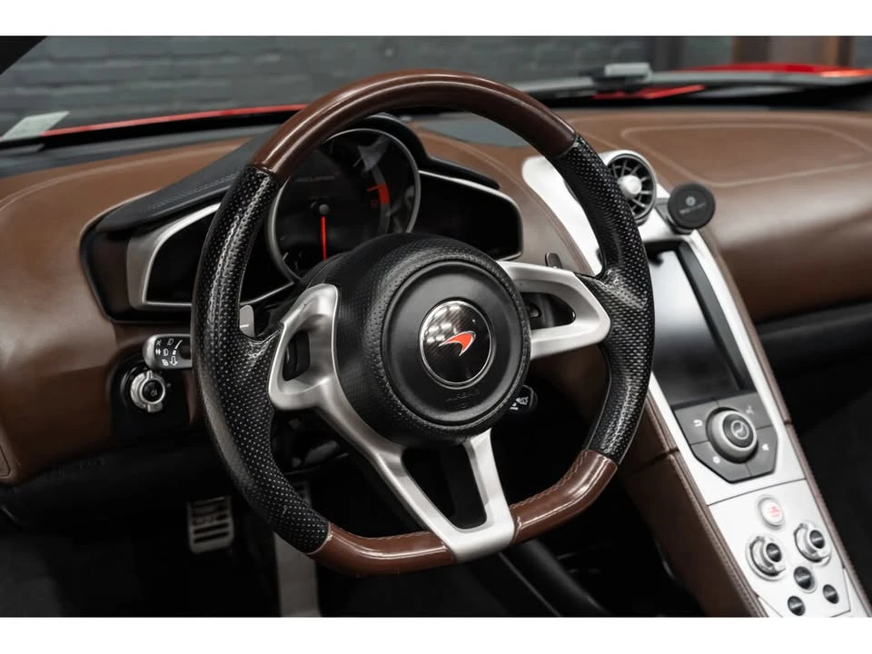 2014 McLaren MP4-12C Spider - Image 6 of 6