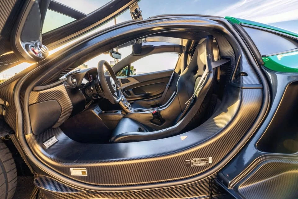 2014 McLaren P1 - Image 15 of 16