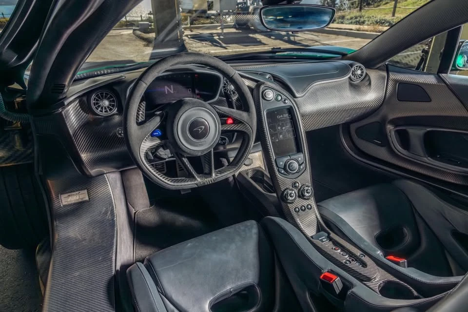 2014 McLaren P1 - Image 19 of 20