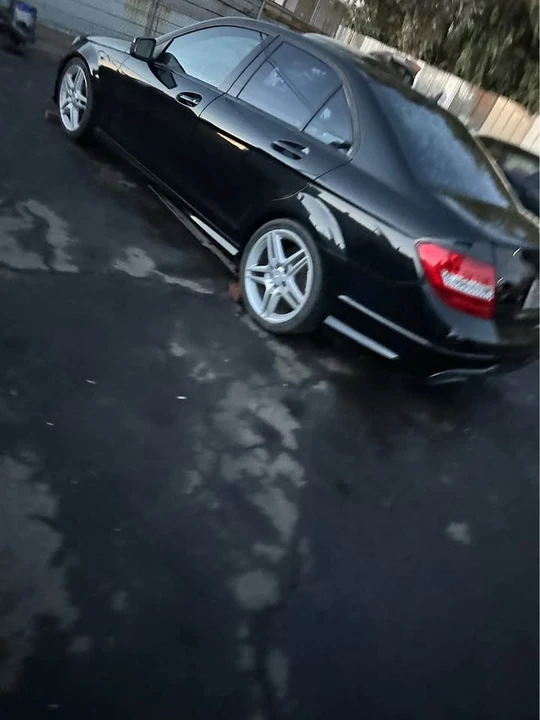 2014 Mercedes-Benz C-Class - Image 9 of 16