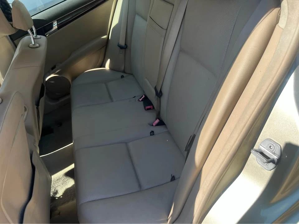 2014 Mercedes-Benz W204 C-Class - Image 8 of 17
