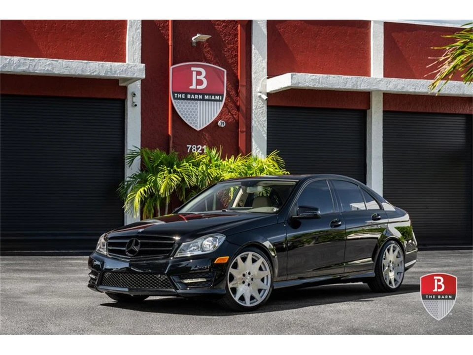 2014 Mercedes-Benz W120 & W121 - Image 2 of 31
