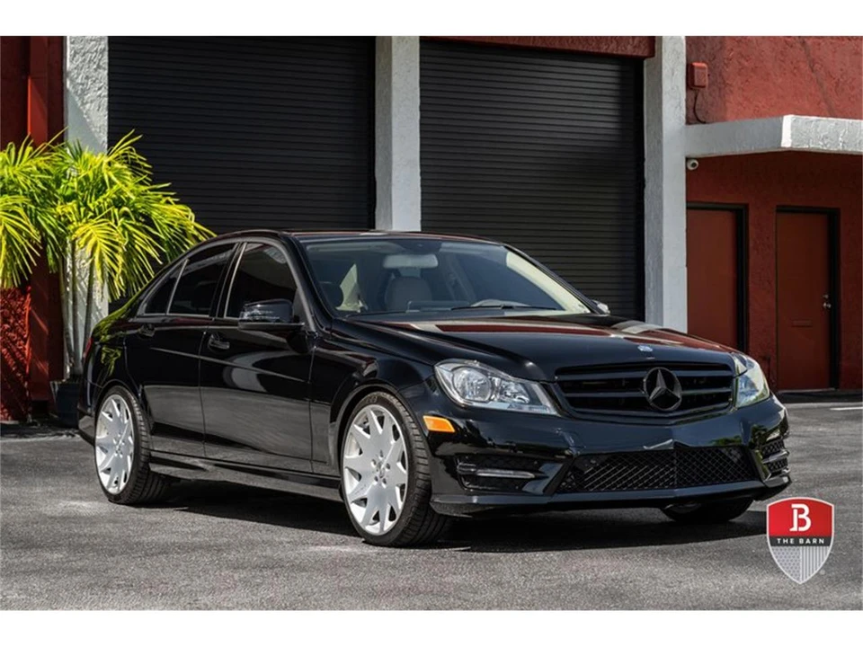 2014 Mercedes-Benz W120 & W121 - Image 8 of 31