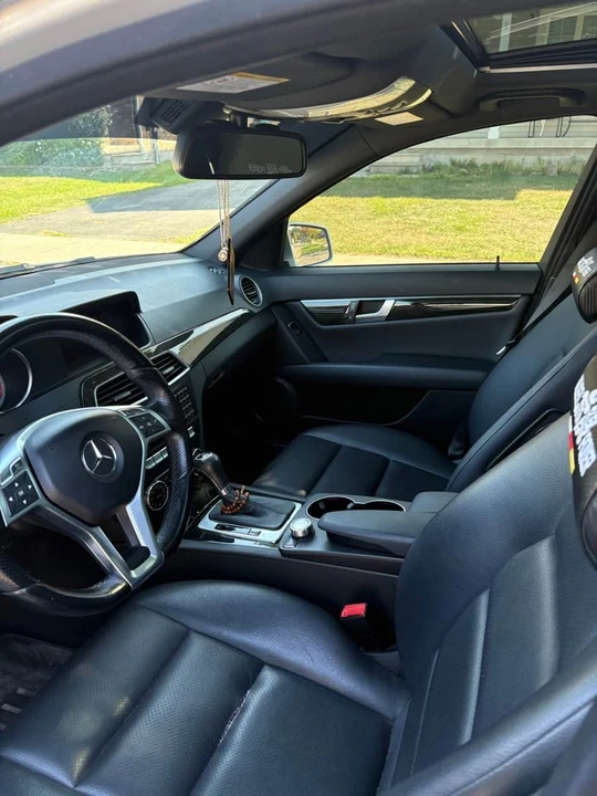 2014 Mercedes-Benz W204 C-Class - Image 11 of 14