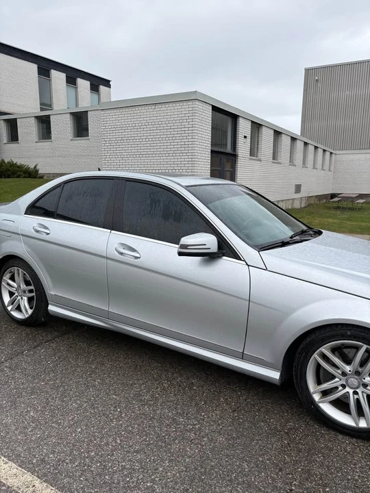 2014 Mercedes-Benz W204 C-Class - Image 3 of 14