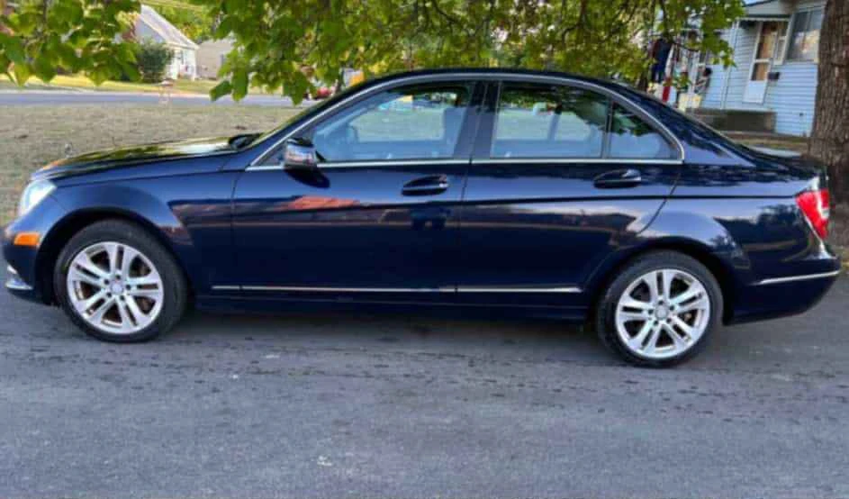 2014 Mercedes-Benz W212 E-Class - Image 2 of 10