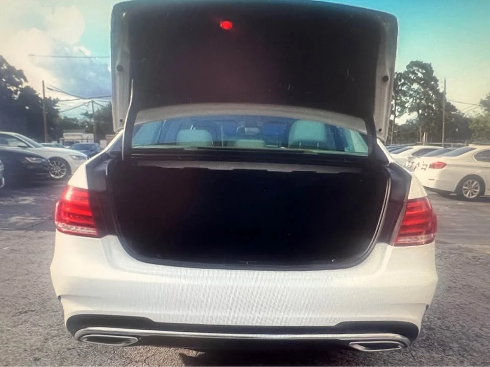 2014 Mercedes-Benz W212 E-Class - Image 14 of 15