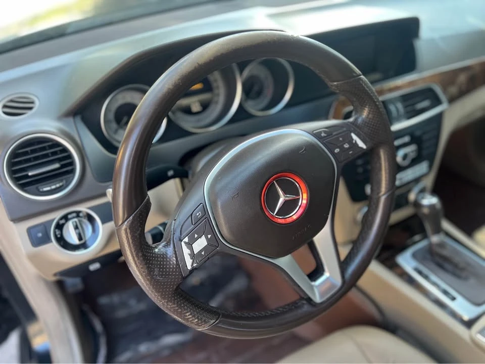 2014 Mercedes-Benz W204 C-Class - Image 11 of 20