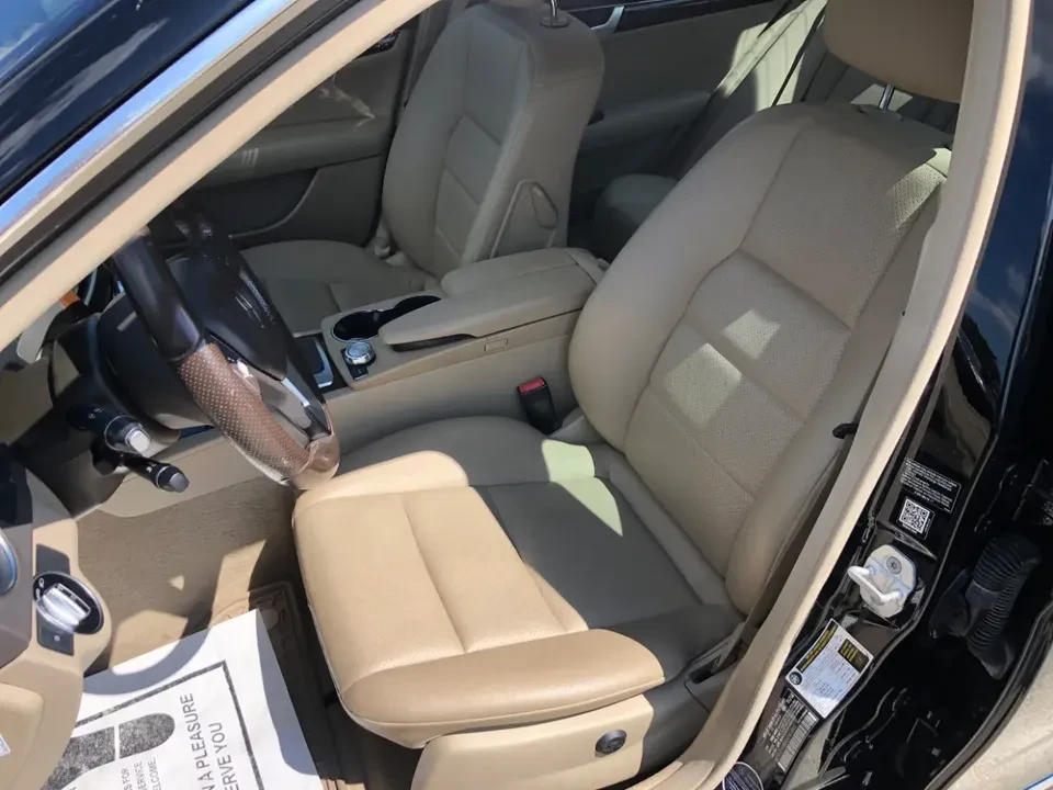 2014 Mercedes-Benz W204 C-Class - Image 9 of 20