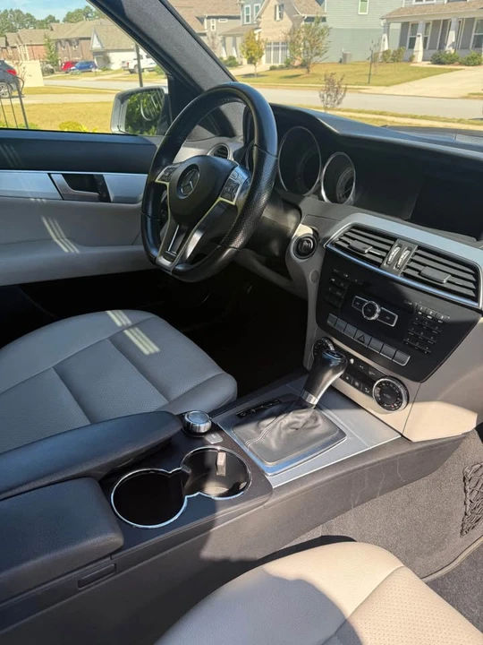 2014 Mercedes-Benz W204 C-Class - Image 9 of 9