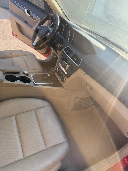2014 Mercedes-Benz W204 C-Class - Image 15 of 16
