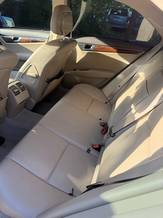 2014 Mercedes-Benz W204 C-Class - Image 12 of 16