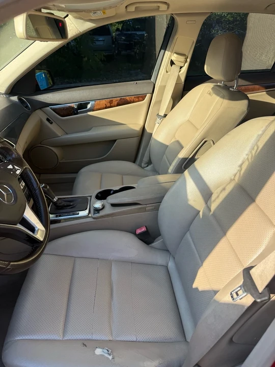 2014 Mercedes-Benz W204 C-Class - Image 10 of 16