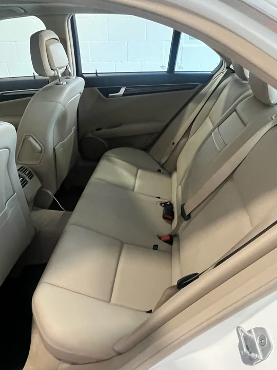 2014 Mercedes-Benz W204 C-Class - Image 11 of 20