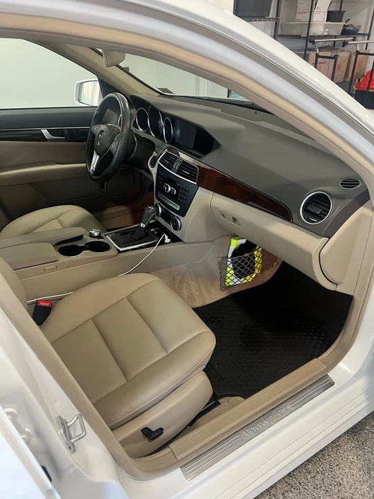 2014 Mercedes-Benz W204 C-Class - Image 14 of 20