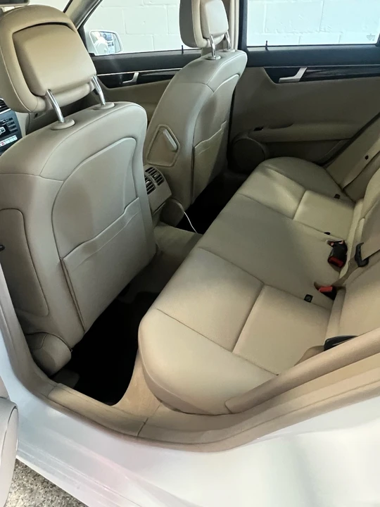 2014 Mercedes-Benz W204 C-Class - Image 12 of 20