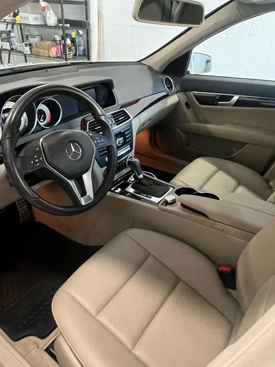 2014 Mercedes-Benz W204 C-Class - Image 9 of 20
