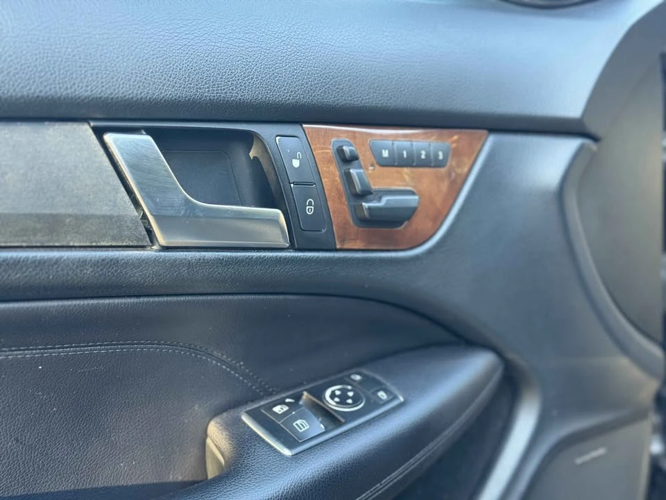 2014 Mercedes-Benz W204 C-Class - Image 12 of 19