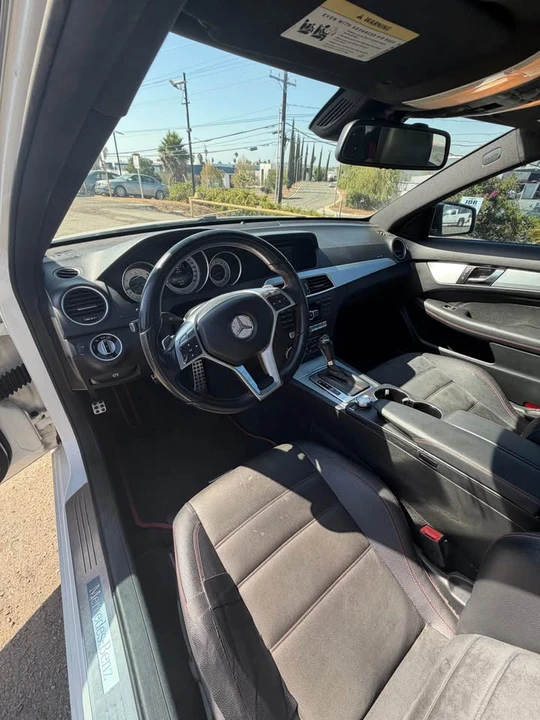 2014 Mercedes-Benz W204 C-Class - Image 11 of 14
