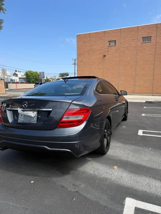 2014 Mercedes-Benz W204 C-Class - Image 16 of 17