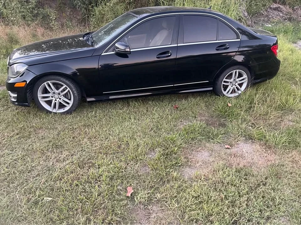 2014 Mercedes-Benz W204 C-Class - Image 2 of 7