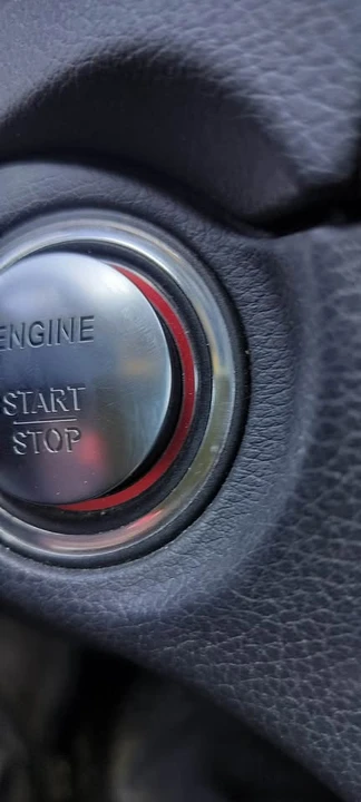 2014 Mercedes-Benz W204 C-Class - Image 17 of 19