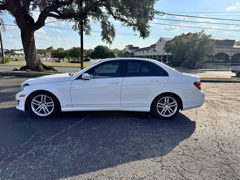 2014 Mercedes-Benz C-Class C 250 Luxury Sedan 4D