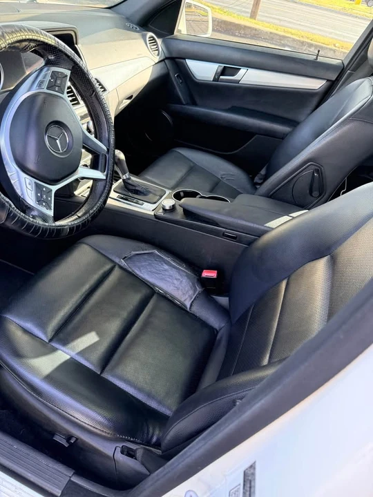 2014 Mercedes-Benz W204 C-Class - Image 10 of 20