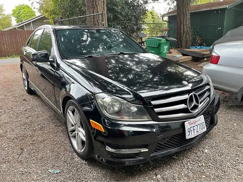 2014 Mercedes-Benz C-Class C 250 Luxury Sedan 4D