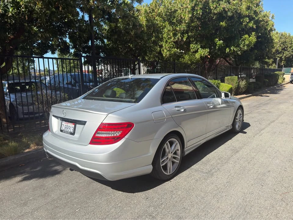 2014 Mercedes-Benz W204 C-Class - Image 6 of 14