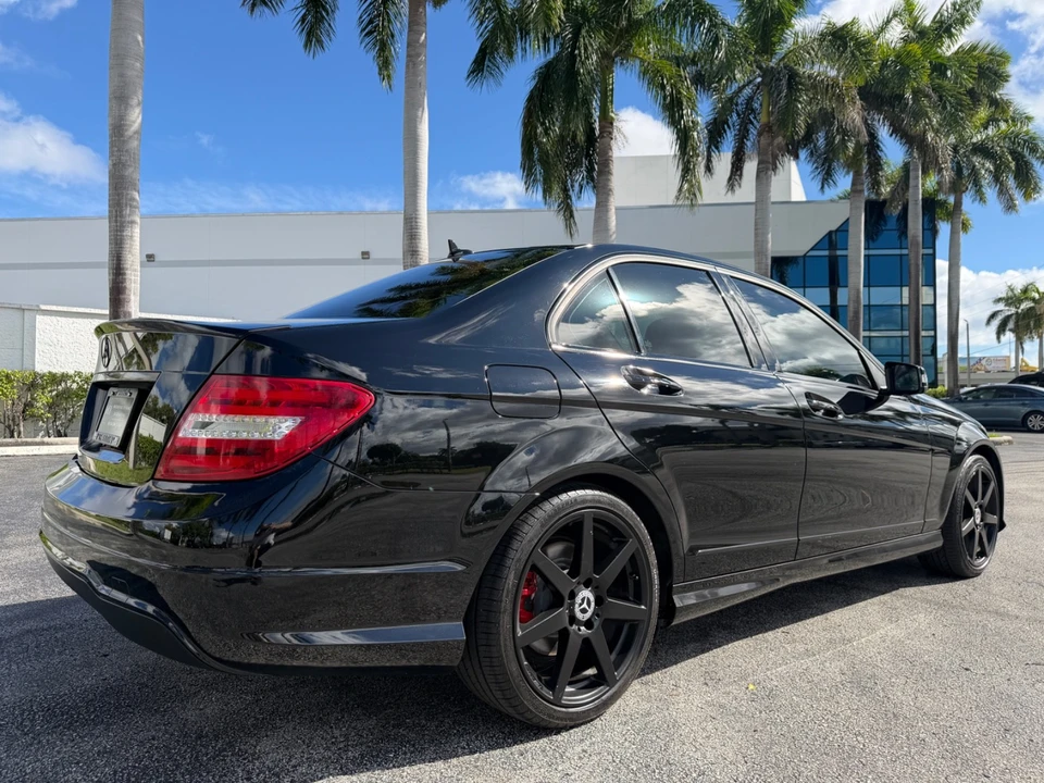2014 Mercedes-Benz W204 C-Class - Image 13 of 21