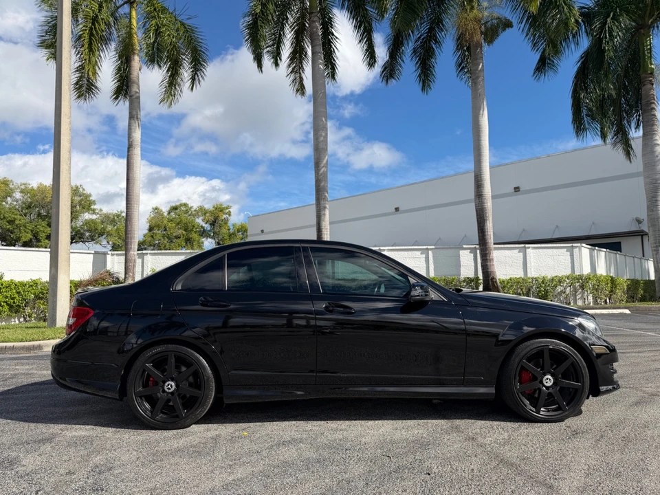 2014 Mercedes-Benz W204 C-Class - Image 15 of 21