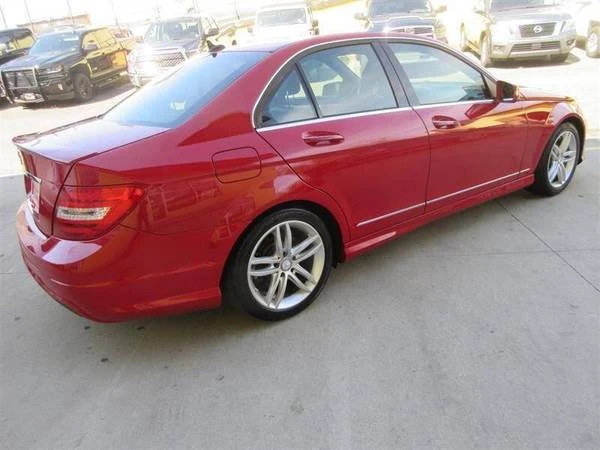2014 Mercedes-Benz W204 C-Class - Image 10 of 21