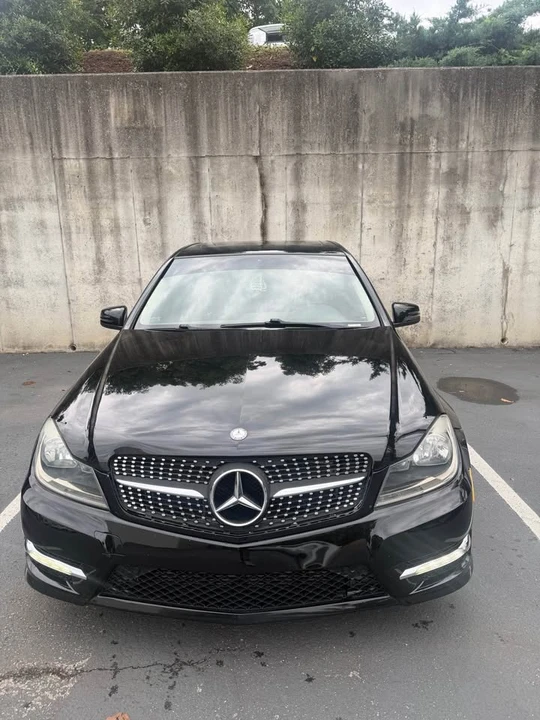 2014 Mercedes-Benz W204 C-Class - Image 2 of 8