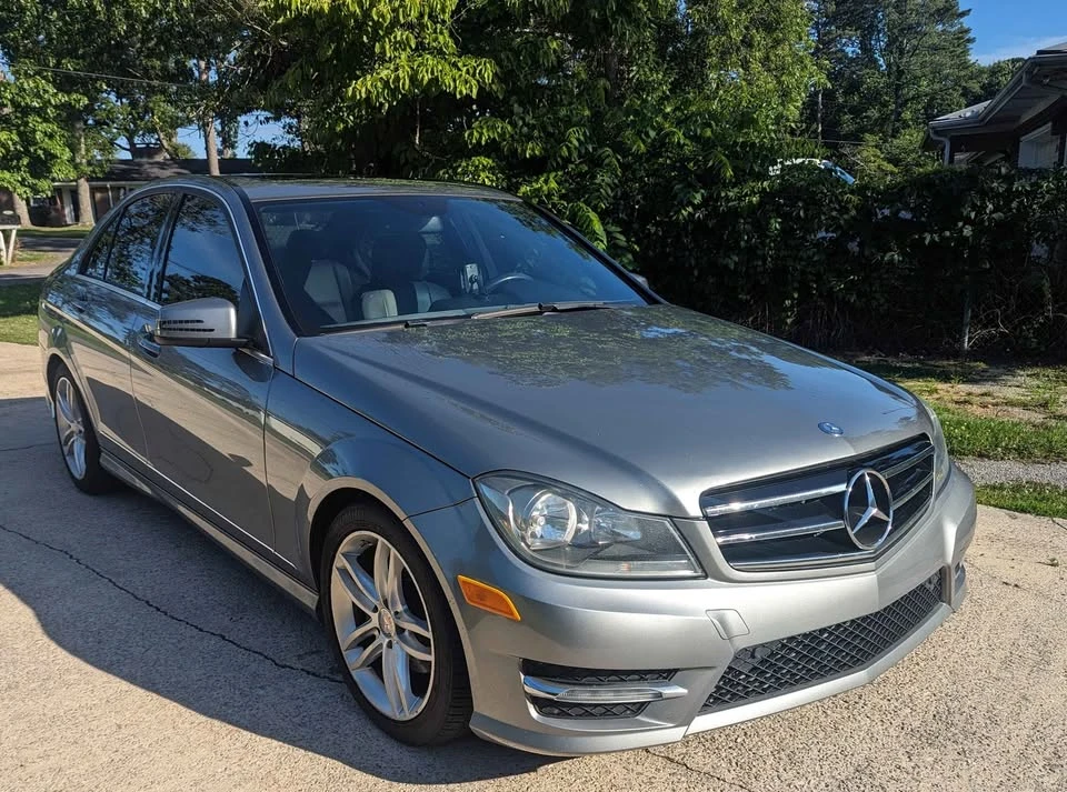 2014 Mercedes-Benz W204 C-Class - Image 2 of 10