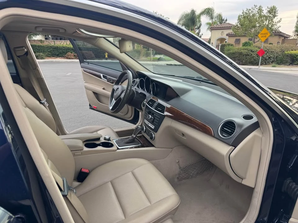 2014 Mercedes-Benz W204 C-Class - Image 6 of 11