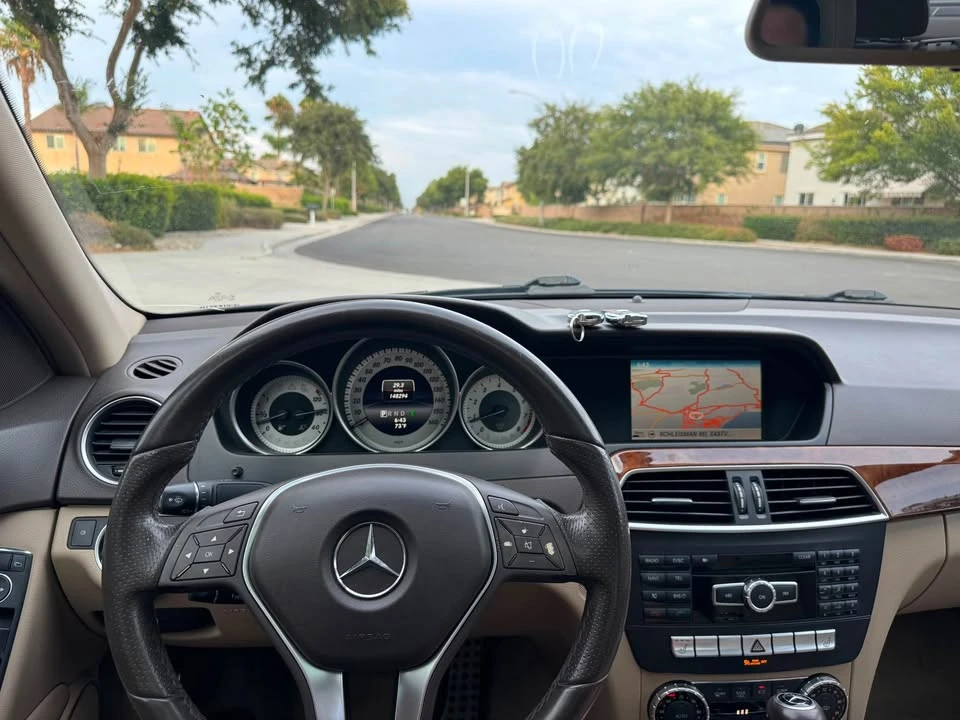 2014 Mercedes-Benz W204 C-Class - Image 8 of 9