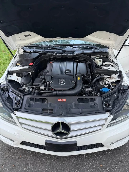 2014 Mercedes-Benz W204 C-Class - Image 11 of 12