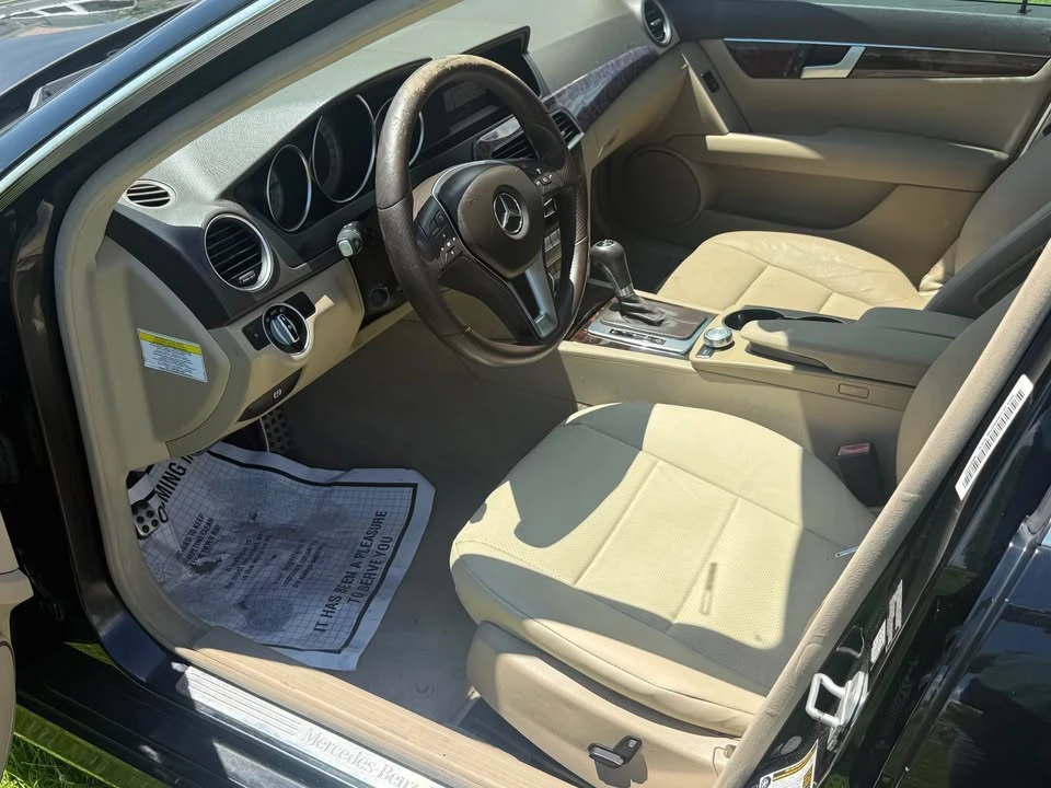 2014 Mercedes-Benz W204 C-Class - Image 8 of 11