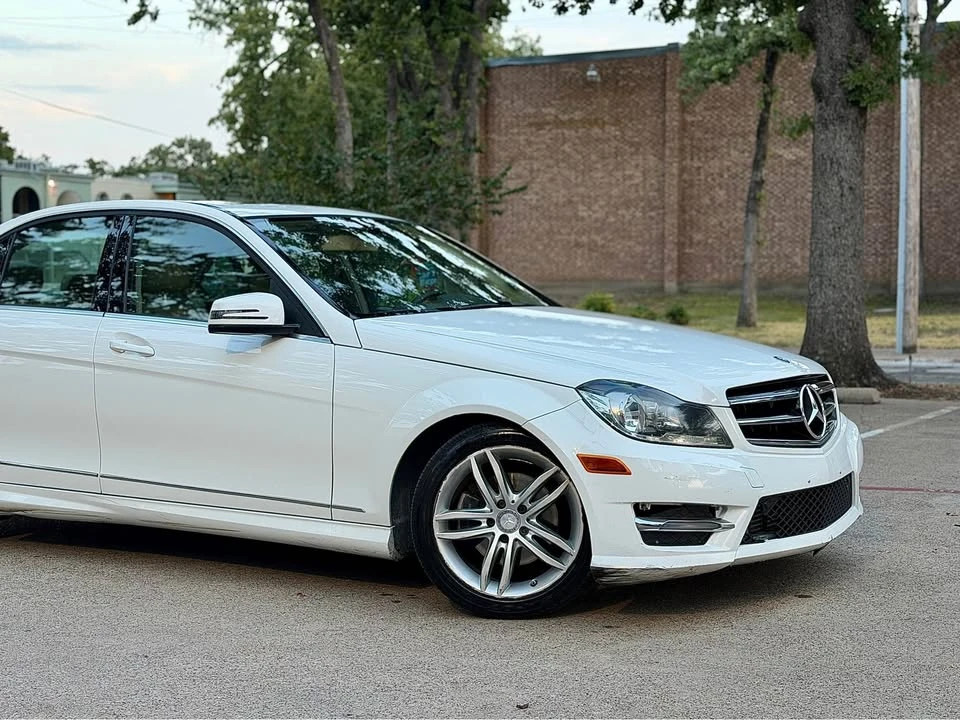 2014 Mercedes-Benz W204 C-Class - Image 15 of 17