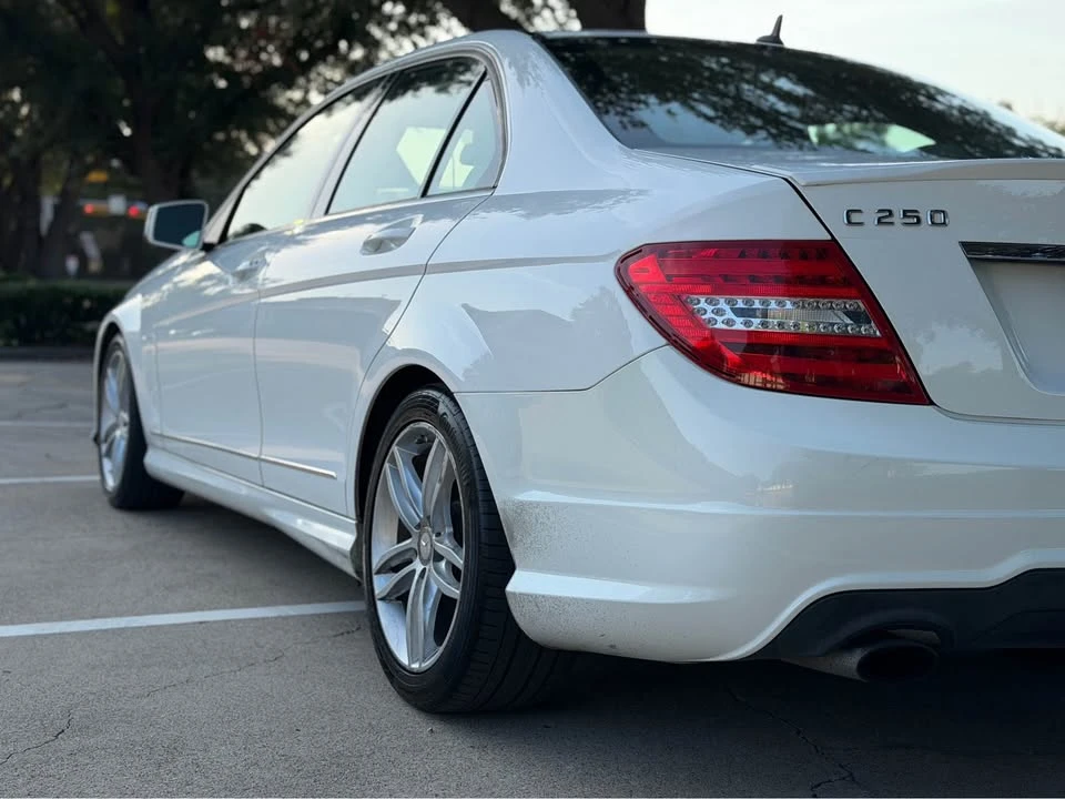 2014 Mercedes-Benz W204 C-Class - Image 8 of 17