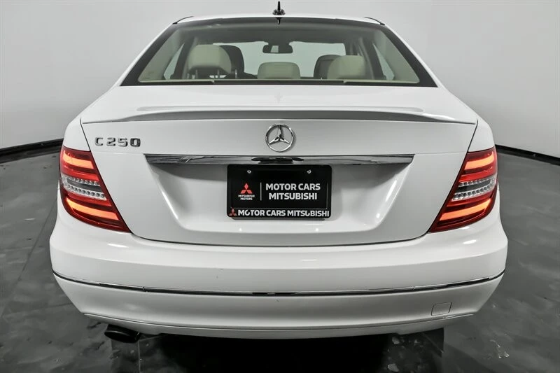 2014 Mercedes-Benz W204 C-Class - Image 9 of 21
