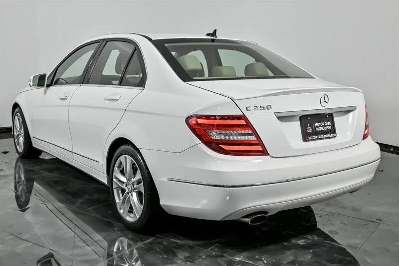 2014 Mercedes-Benz W204 C-Class - Image 8 of 21