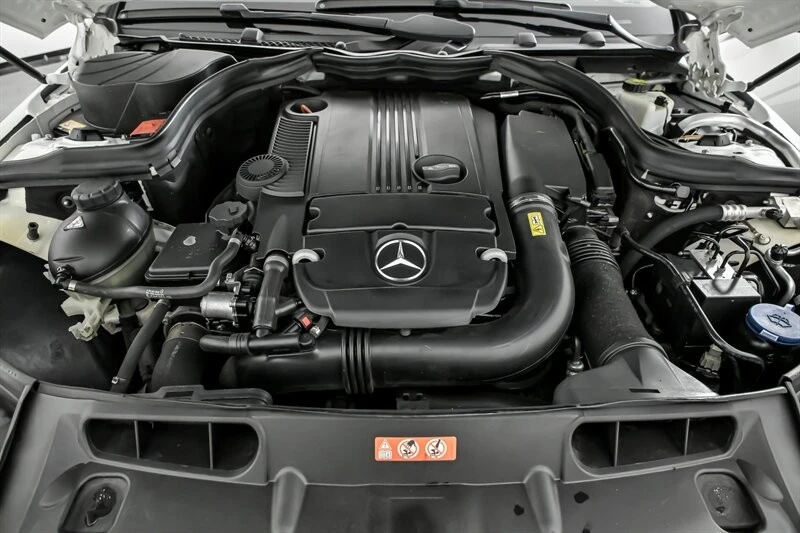 2014 Mercedes-Benz W204 C-Class - Image 14 of 21