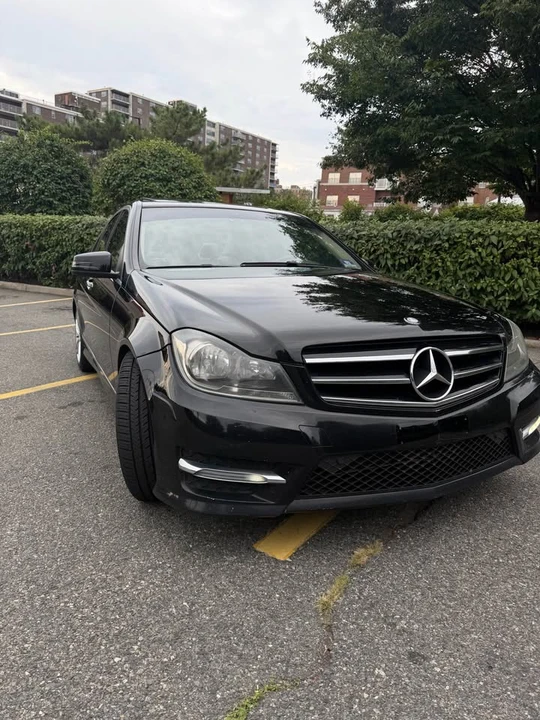2014 Mercedes-Benz W204 C-Class - Image 2 of 8